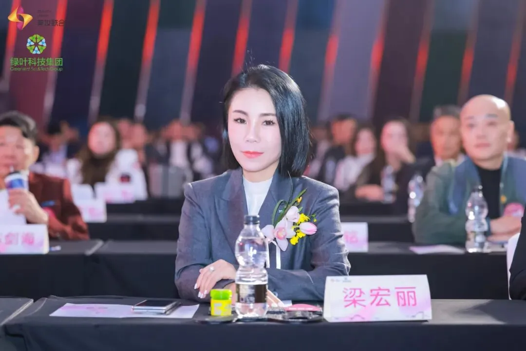 贝豪集团CEO梁宏丽叩问长期主义:当“快”成为主流,什么是值得坚守的“慢”、什么是可以依赖的“不变”